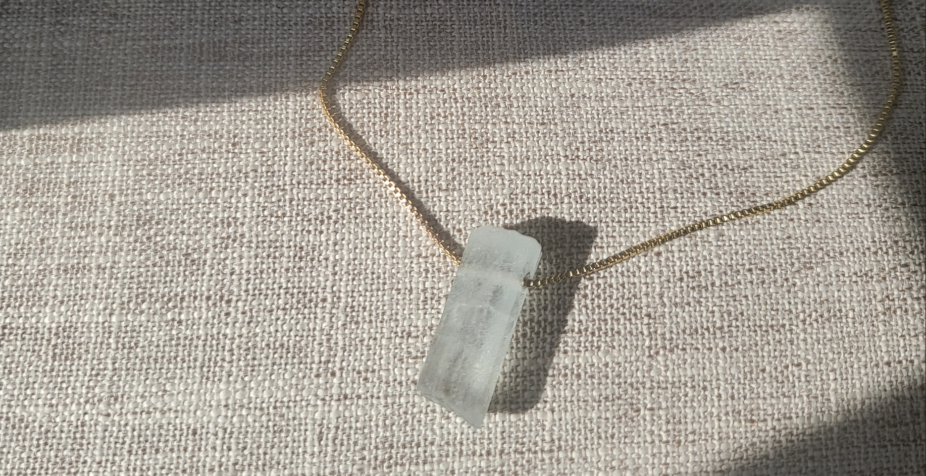 Origins Aquamarine Pendant